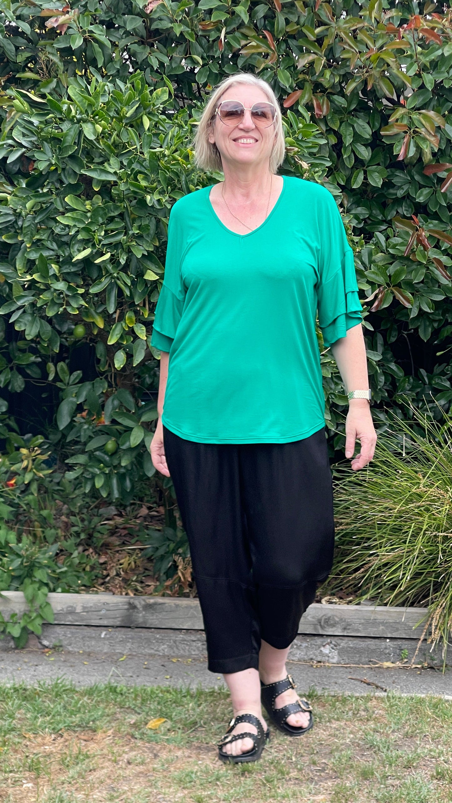 frill me tee - green