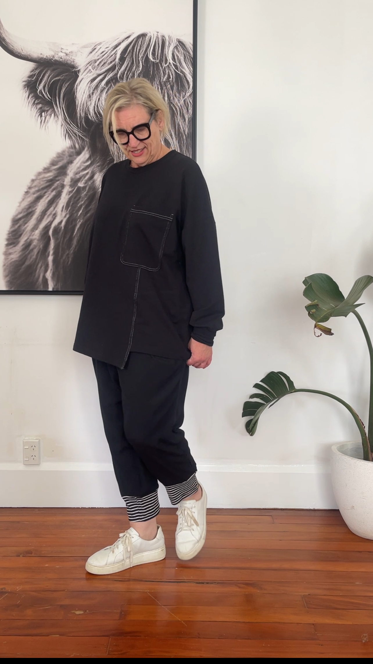 Patch Pocket Sweat - Black