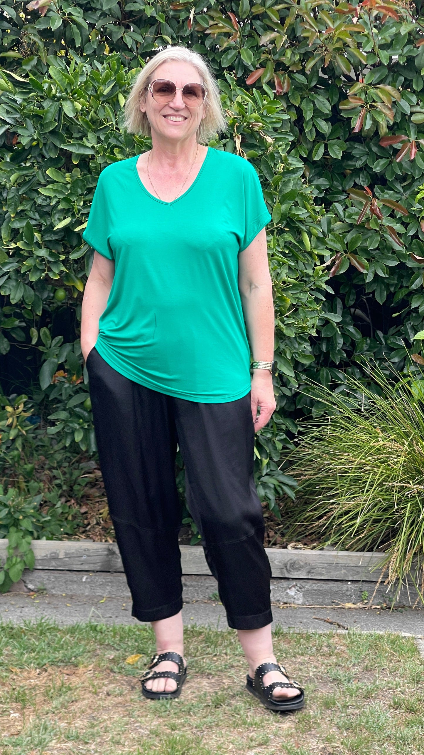 demi tee - green