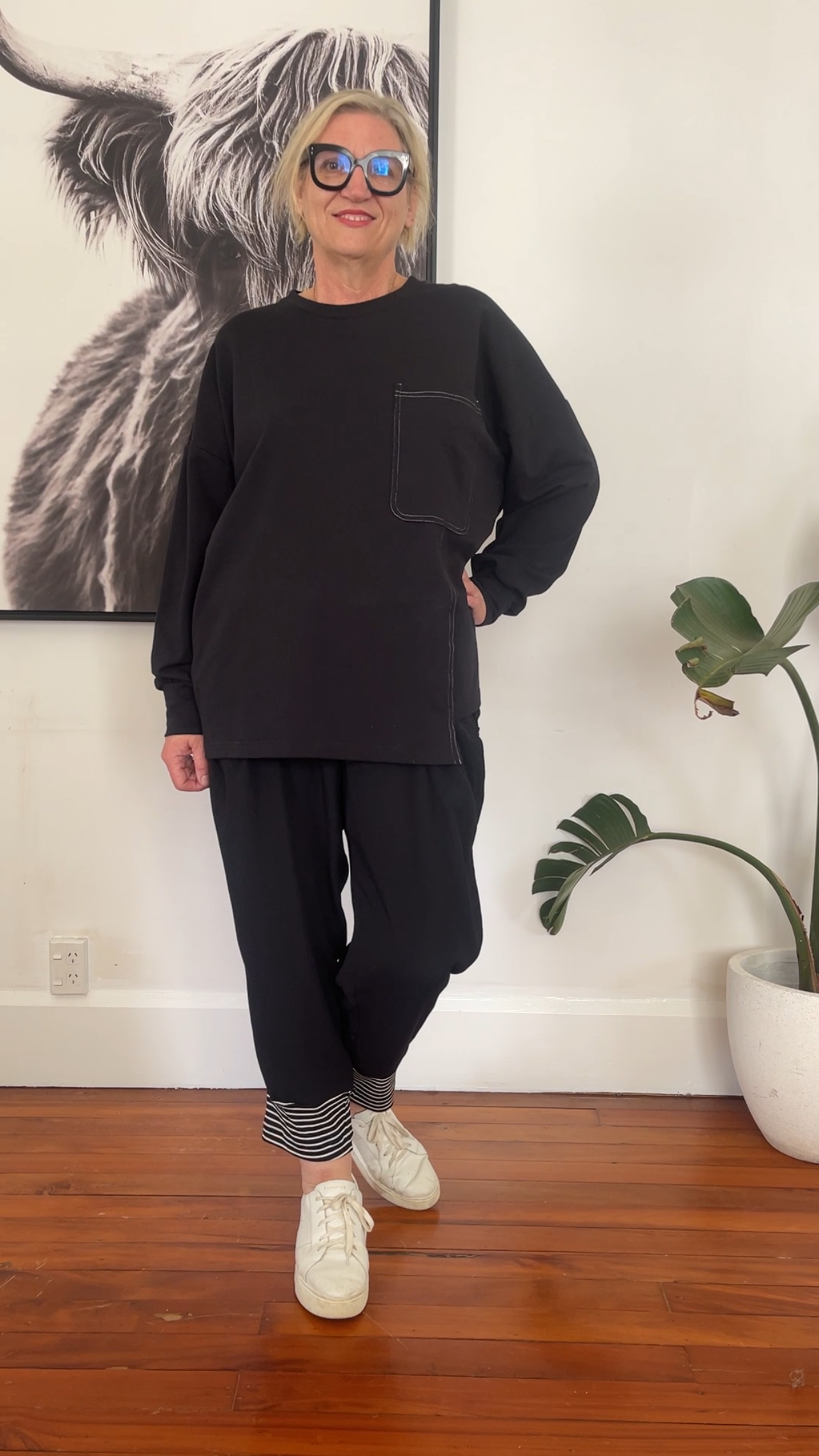 Patch Pocket Sweat - Black