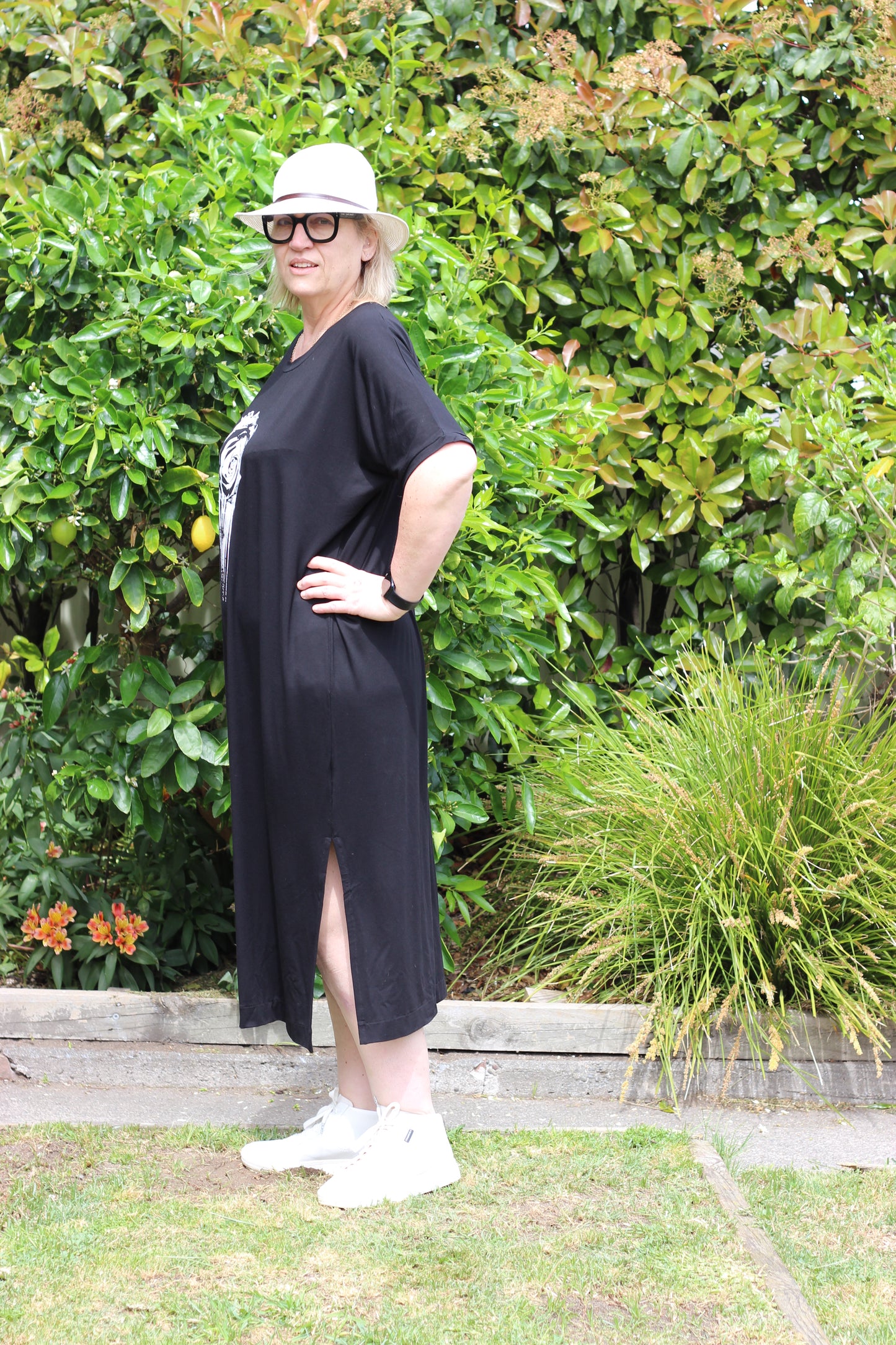 tee dress black - crying rose