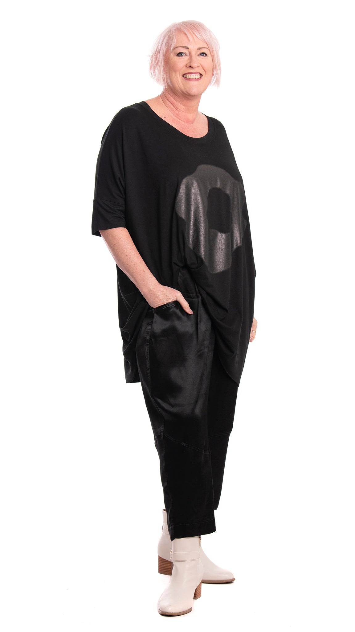 divide pant black satin