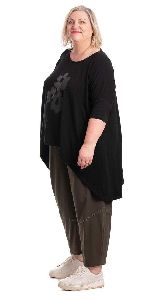 flow top black - bouquet