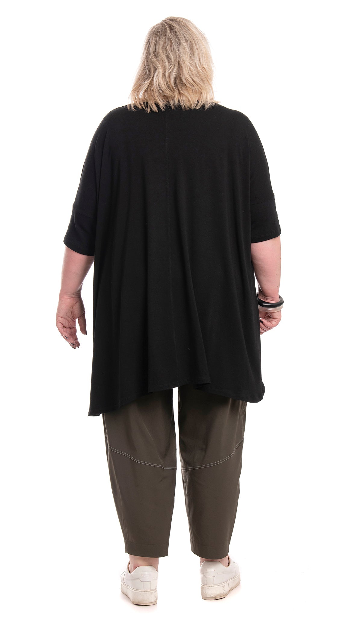 flow top black - bouquet